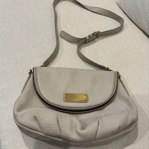 Marc Jacobs Gray Pebble Leather Crossbody Bag